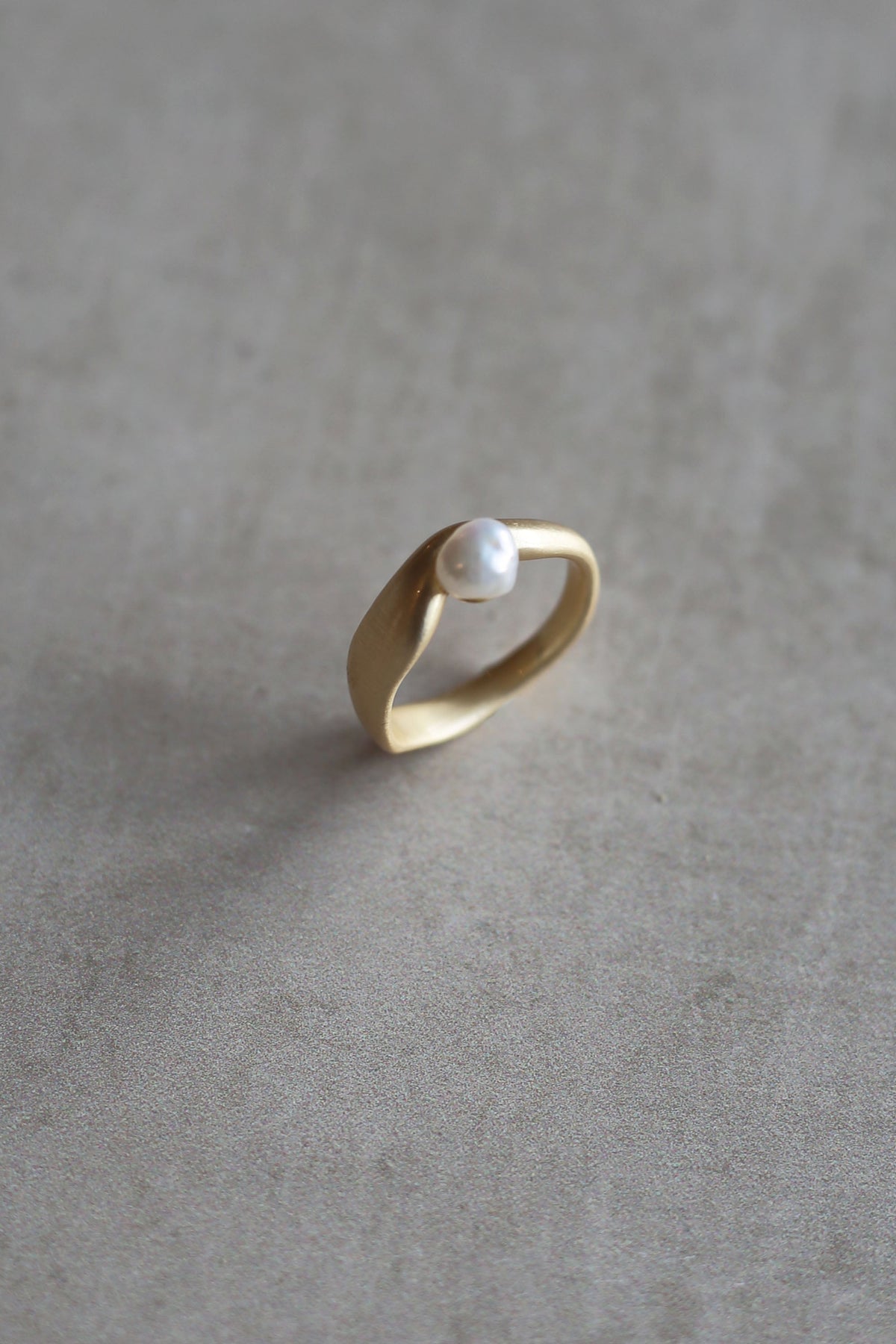 Tranquil Ring